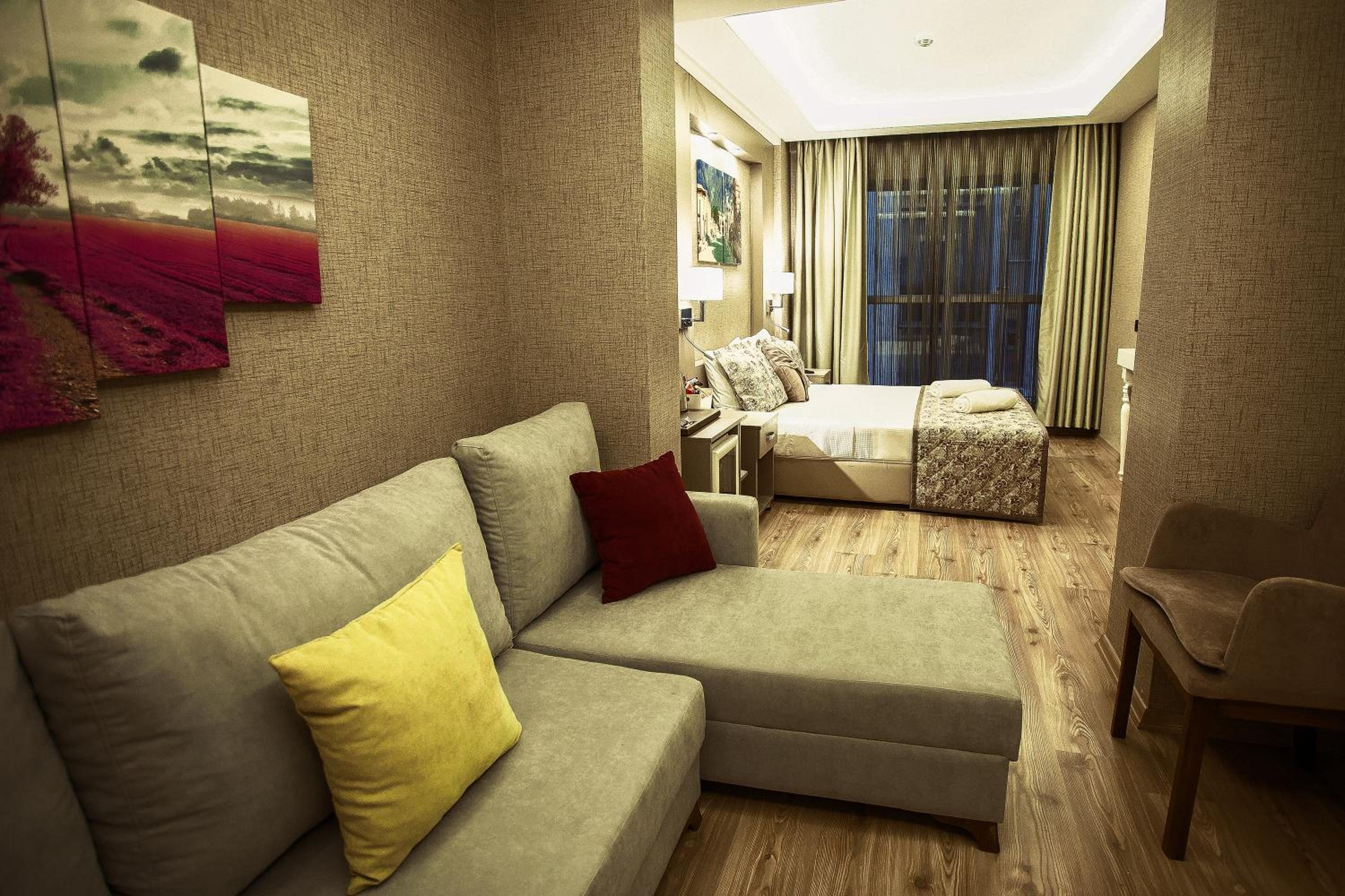 Hotel Iz 34/47