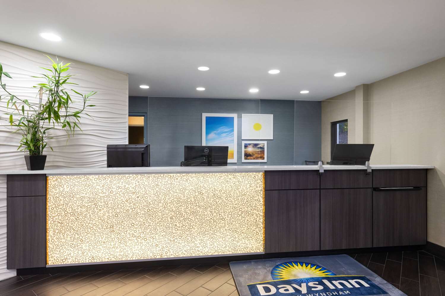 Days Inn by Wyndham Chattanooga Lookout Mountain West 3/35