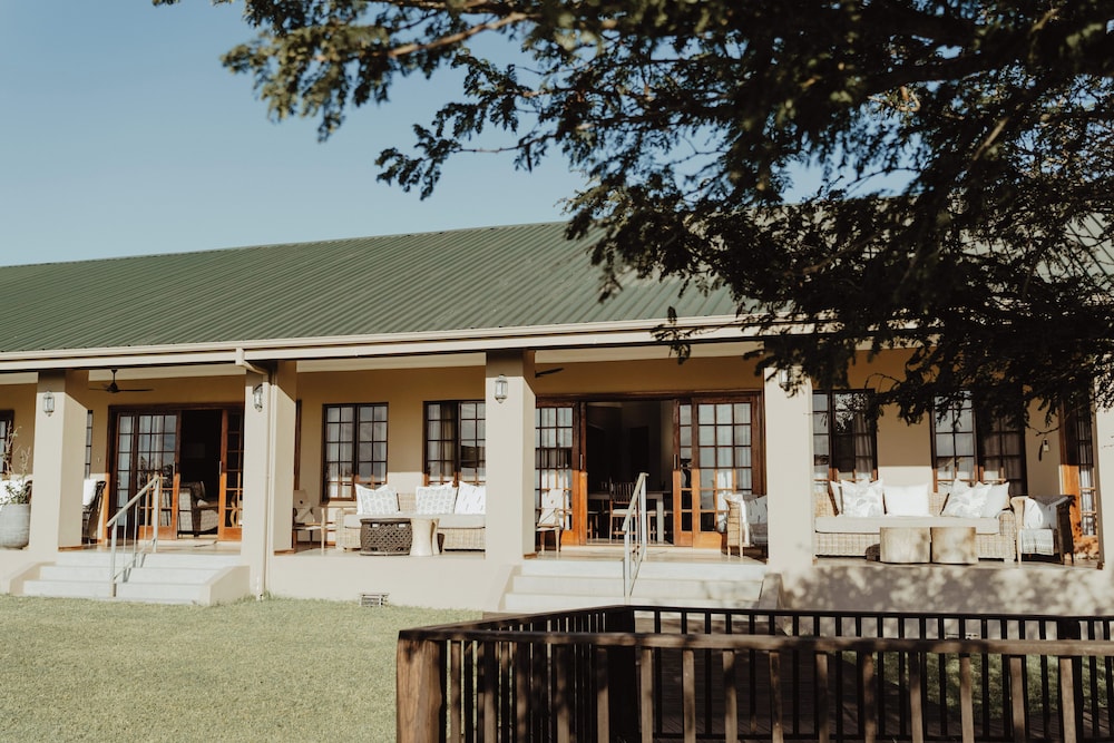 Duiker Game Lodge 2/26