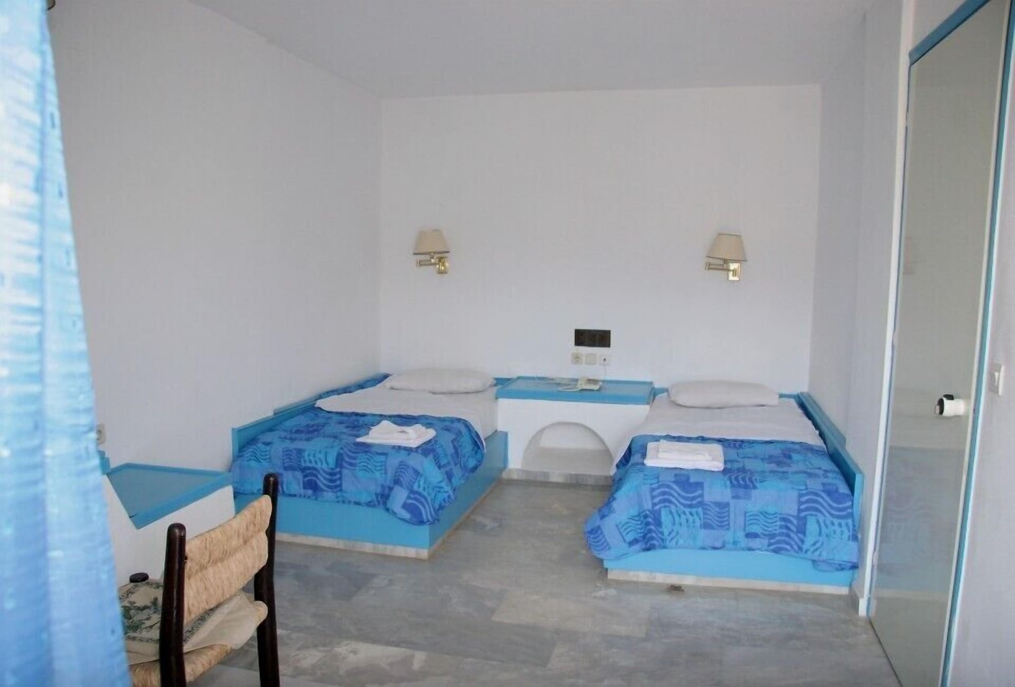1 BEDROOM, APARTMENT