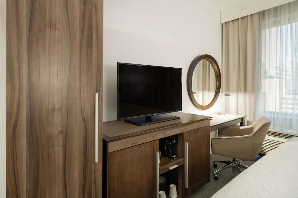 Hampton Inn Manhattan Times Square South 35/37