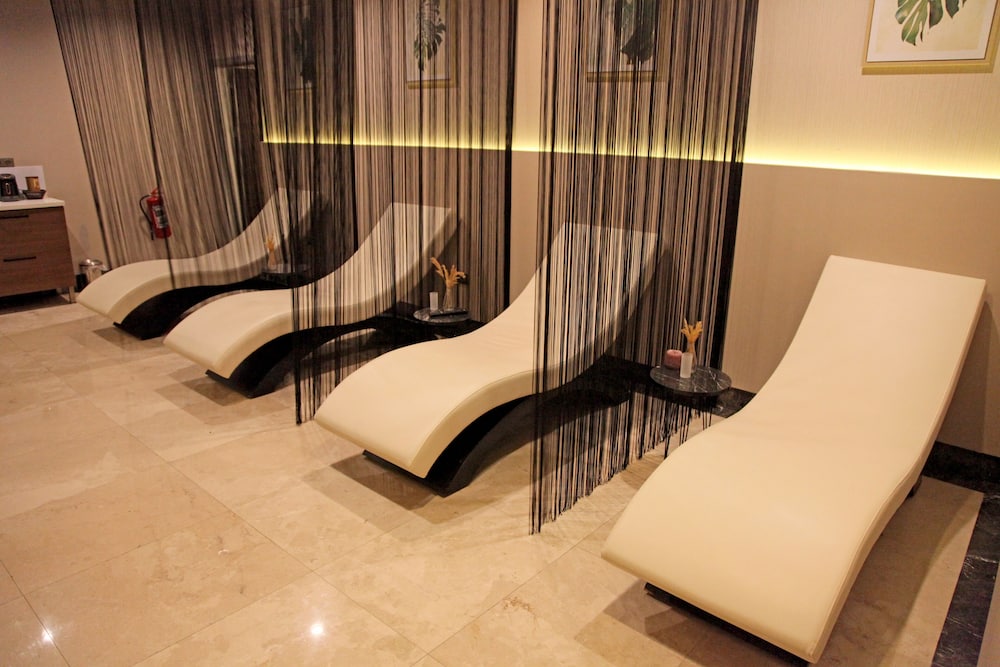 Ramada by Wyndham Istanbul Alibeykoy 38/57
