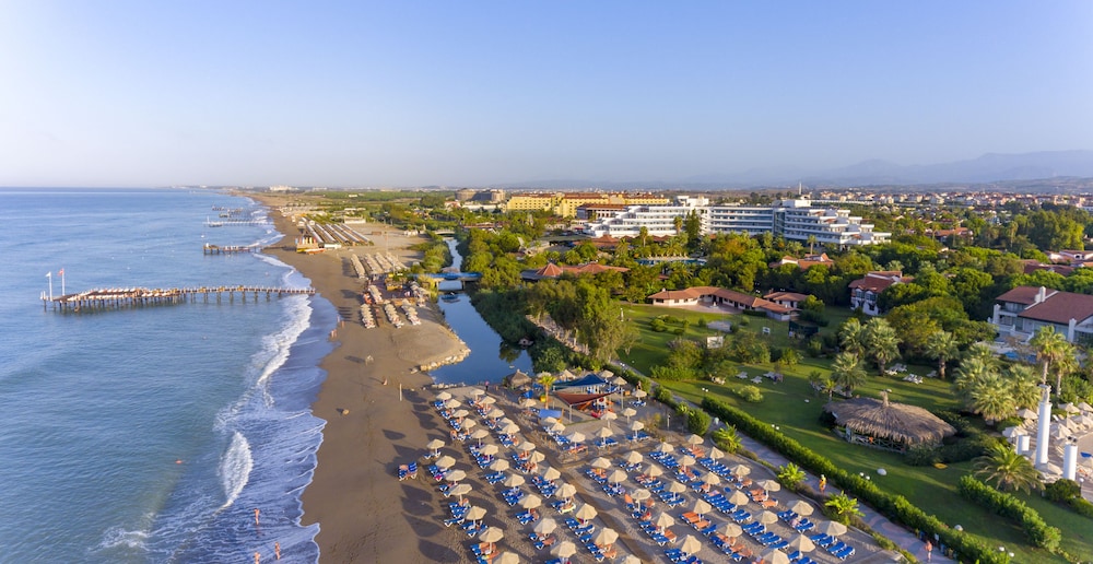 Sunrise Resort Hotel 64/67