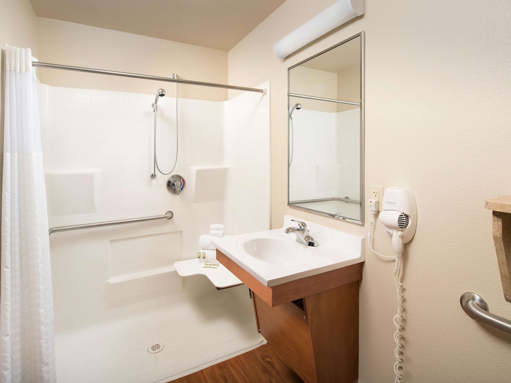 Extended Stay America Suites - Denver – Airport 42/43