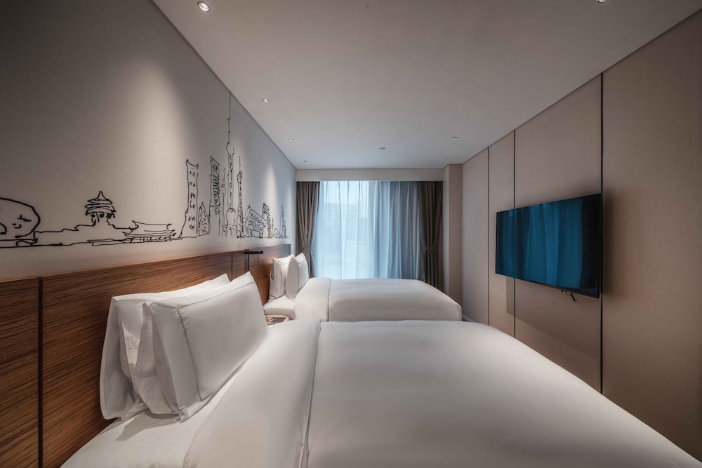 UrCove by HYATT Shanghai Lujiazui Expo 24/68
