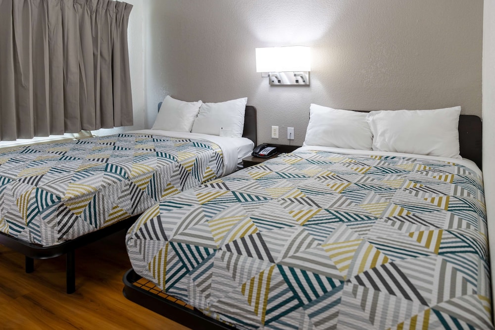 Motel6 Lufkin, TX 6/29