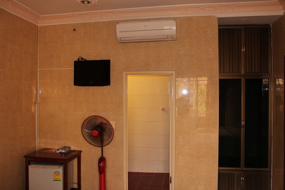 Lucky 1 Guesthouse 25/33