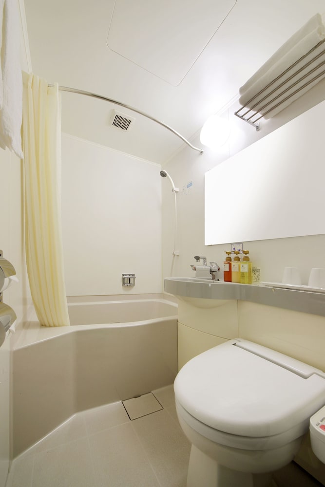Keio Presso Inn Shinjuku 23/58