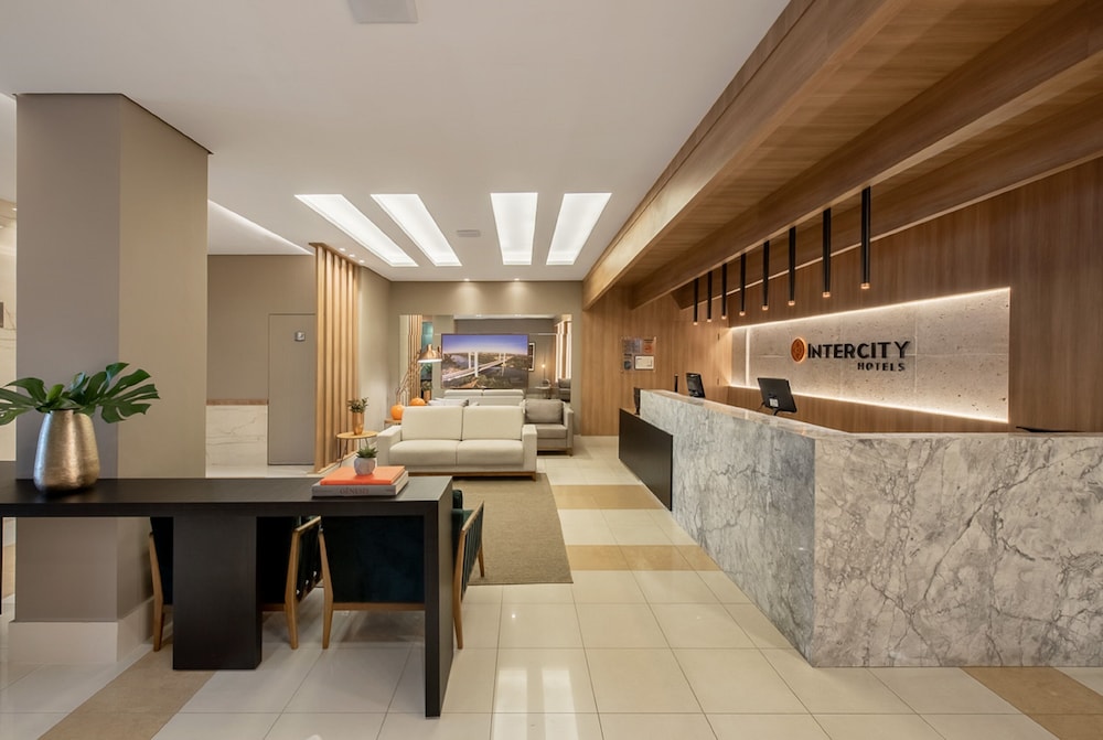 Lobby at Hotel Intercity Cuiaba, CUIABA
