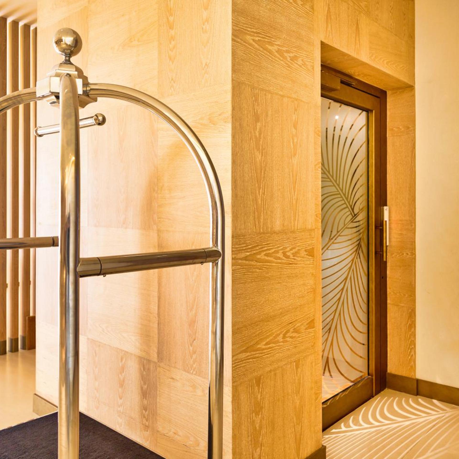 Palmyard hotel 19/50