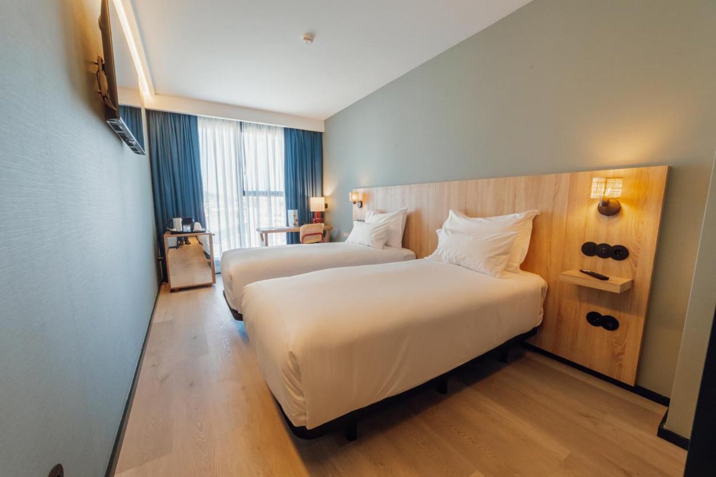 ABC HOTEL PORTO CAMPANHA 57/101