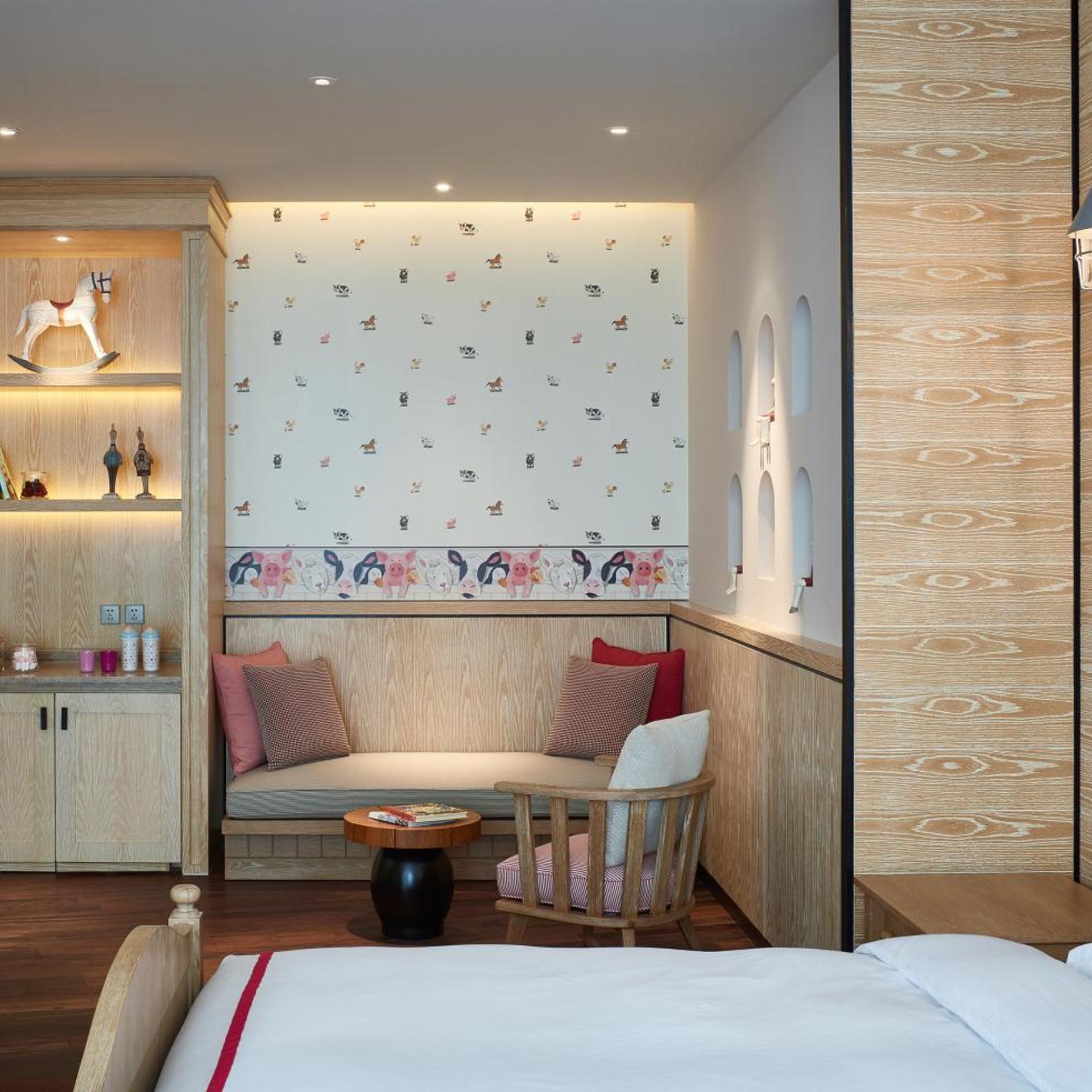 غرفة بسريرين منفصلين بإطلالة على البحر، Grand Hyatt Sanya Haitang Bay Resort Spa 5/6