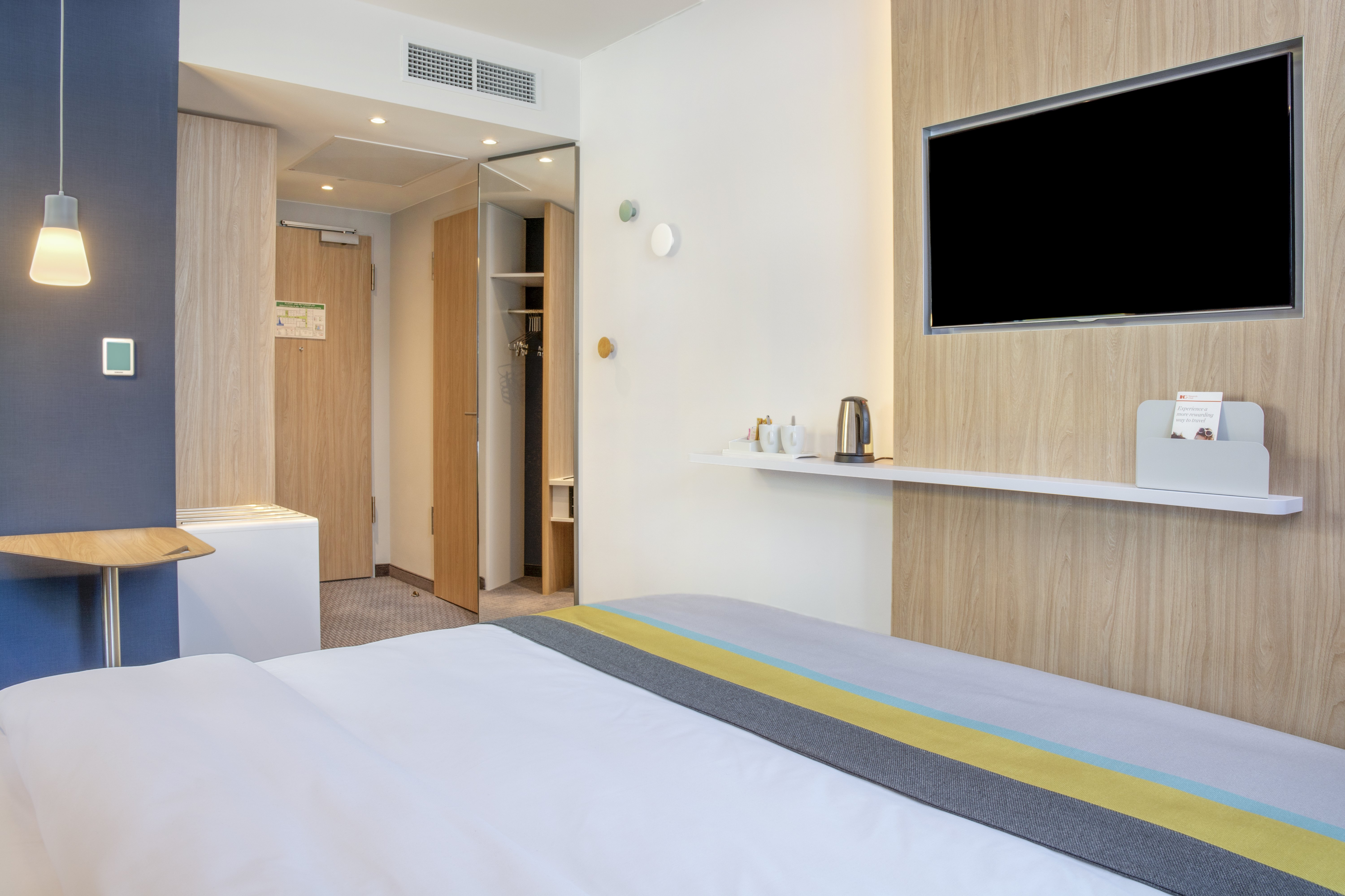 Room, Double Bed