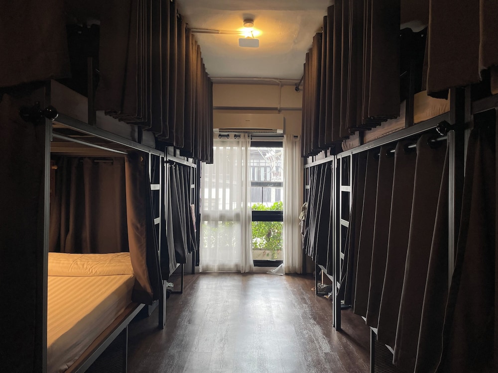Hobnob Hostel - Adults Only 22/40