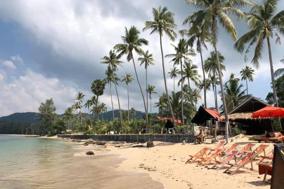 Nautilus Right On The Beach Resort - Adults Only 52/61