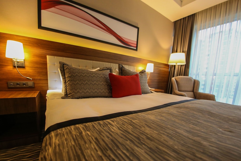 Ramada By Wyndham Nigde 6/46