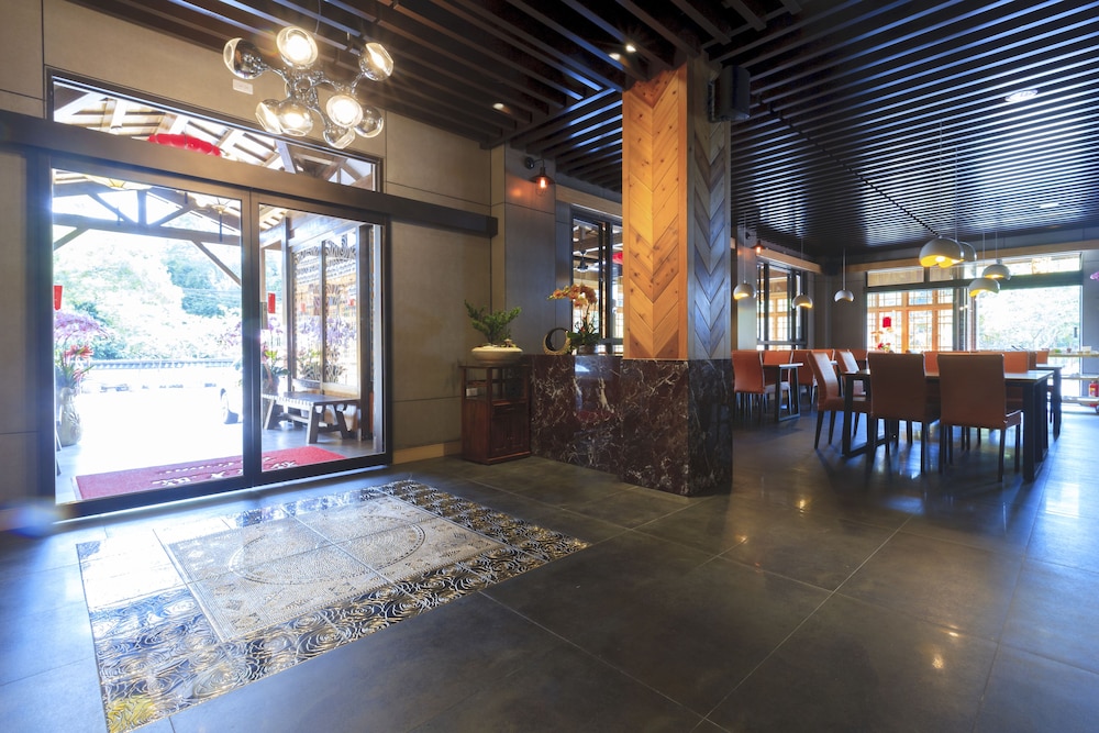 Huaman Hot Spring Villa 52/68