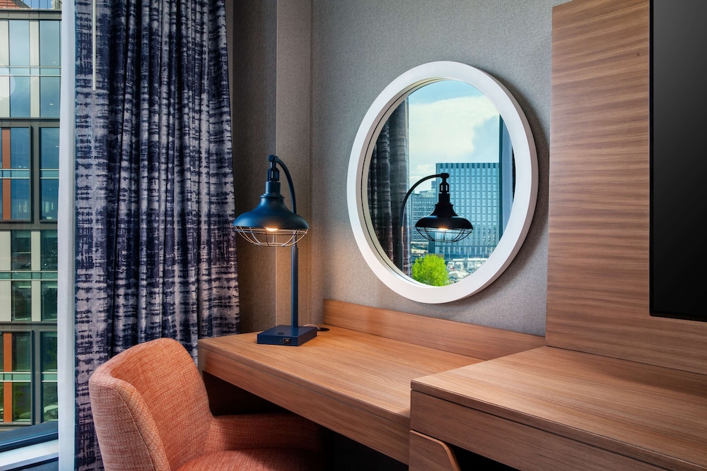Hampton Inn Boston Seaport District 22/64