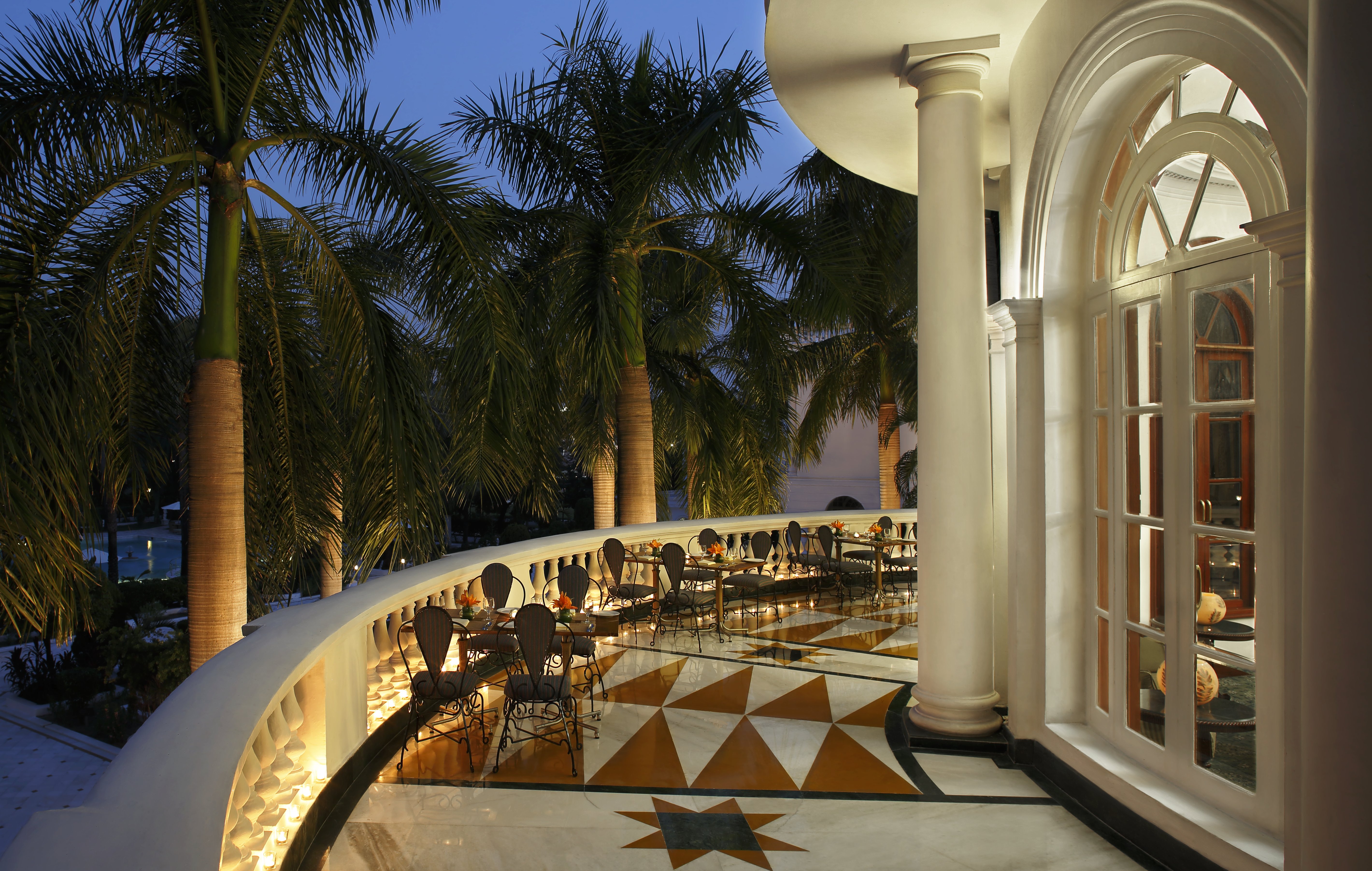 Taj Mahal Lucknow 11/86