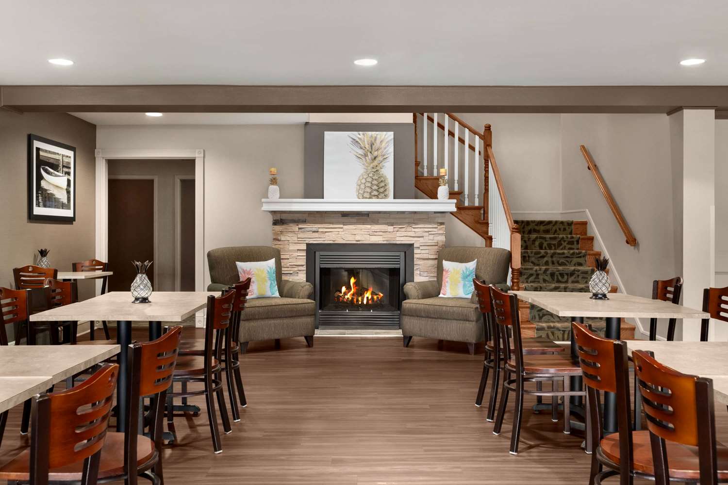 Travelodge Suites by Wyndham Moncton 4/9