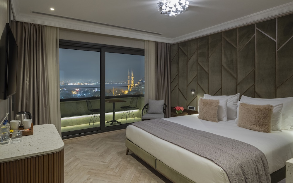 Nena Hotel 22/47