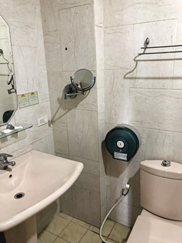 Pura Vida Resort 50/50