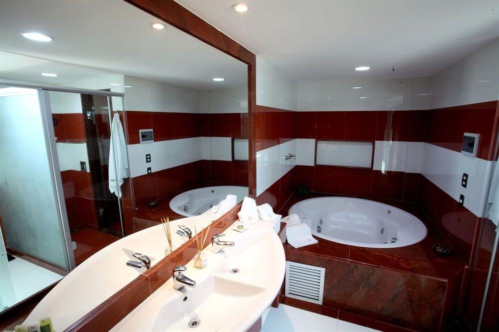 Royal Macae Palace Hotel 36/41