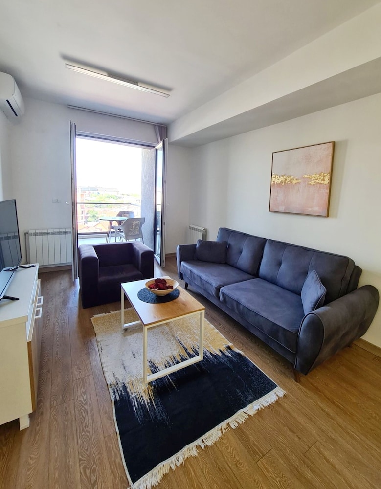 Urban Serviced Apartments 39/50