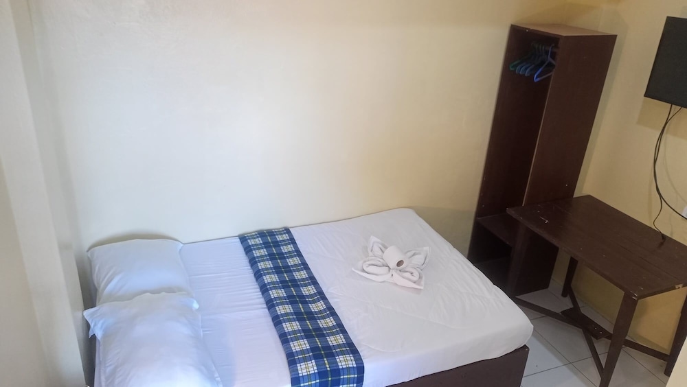 Antonios Pension House 27/50