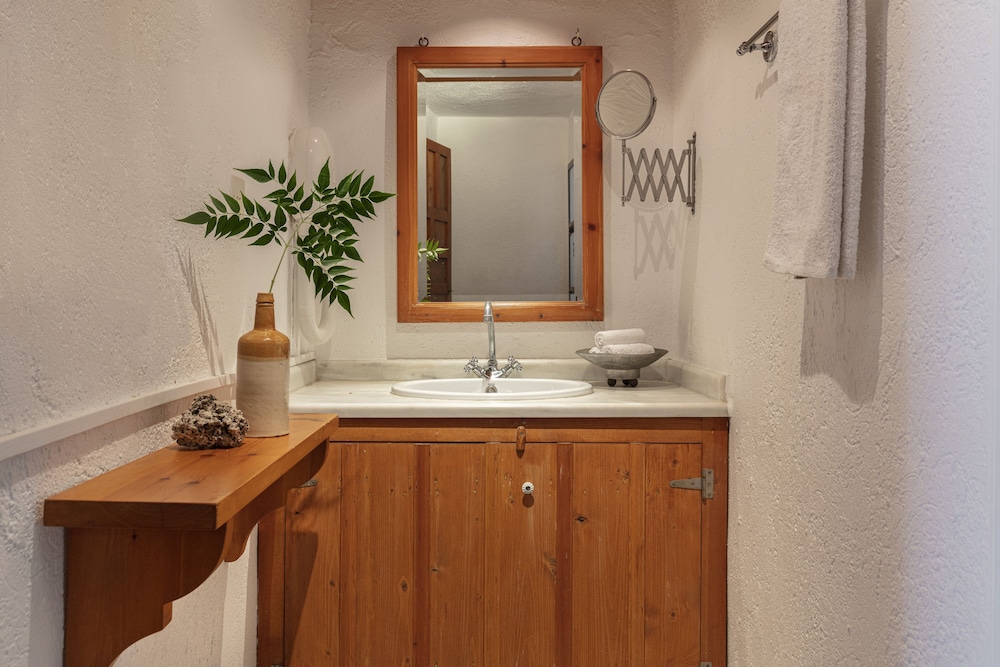 Bratsera Hotel Hydra 48/50