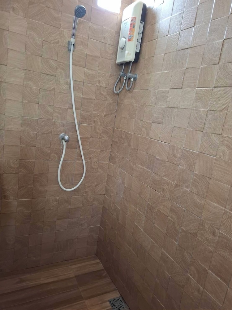 Lopburi Residence Hotel 31/46