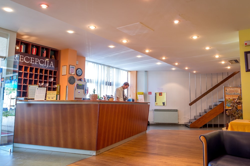 Jadran Hotel Sibenik 7/60