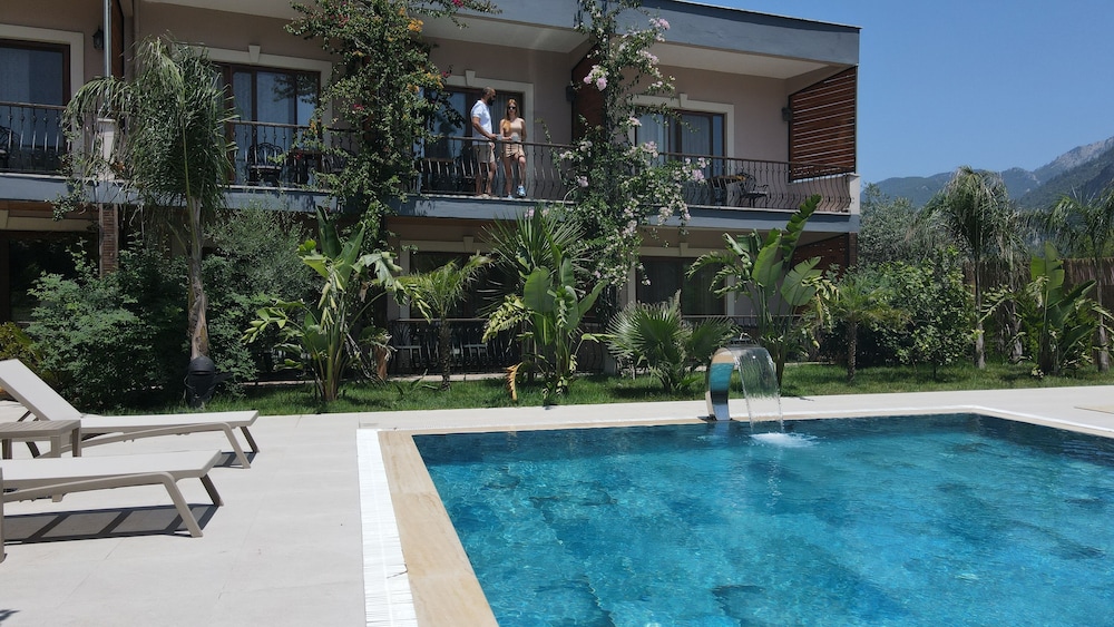 Adrasan Deniz Hotel 32/35