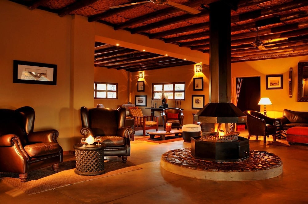 Intu Africa-Zebra Kalahari Lodge 25/52
