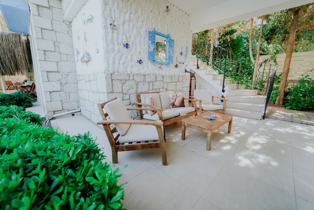 Alacati Marina Palace 35/50