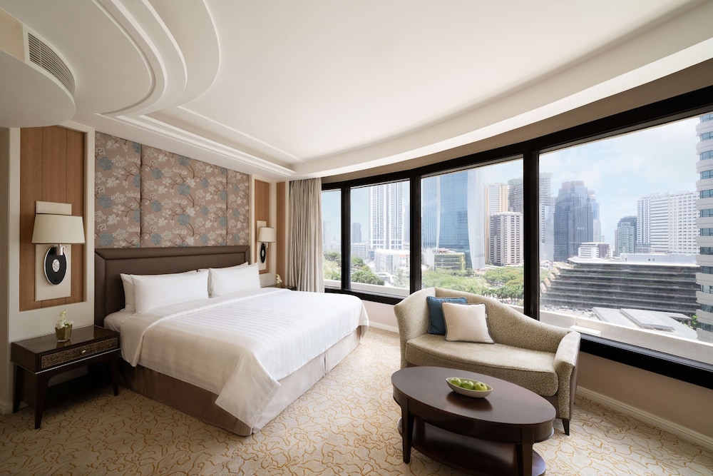 EDSA Shangri-La Manila 10/49