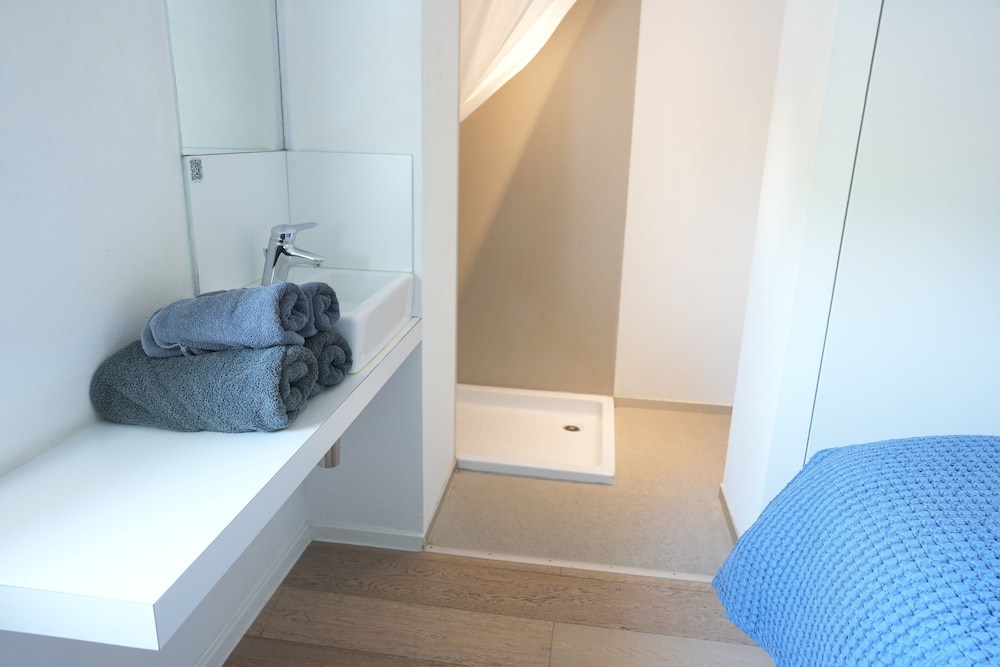 Bootel Ahoi 33/33