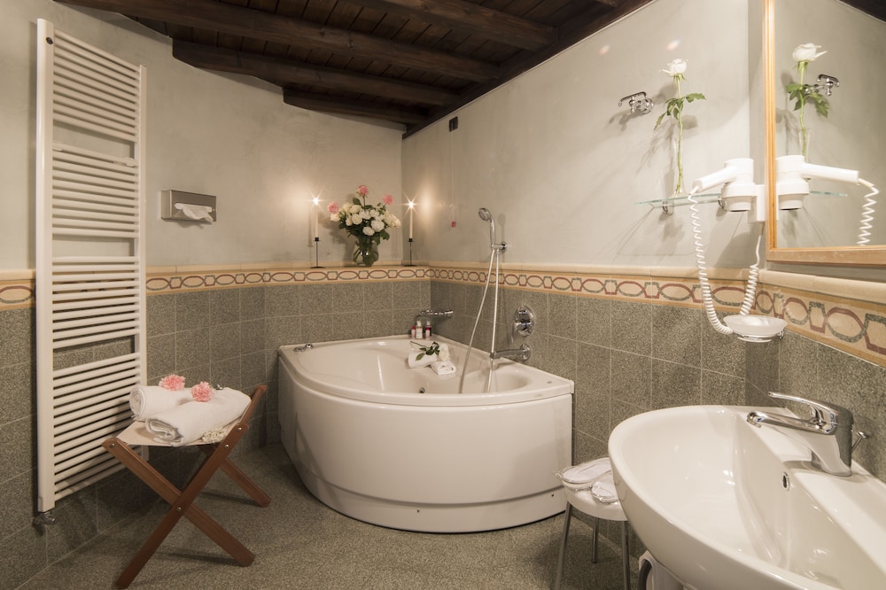 Hotel Al Borducan 48/50