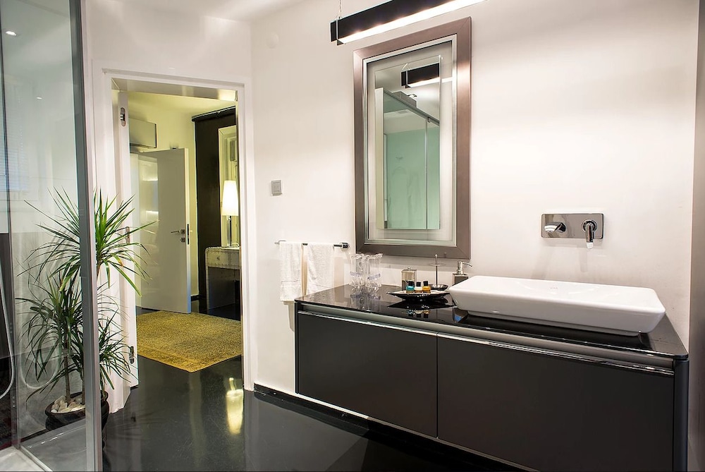 Istanbul Irini Seaview House 19/20