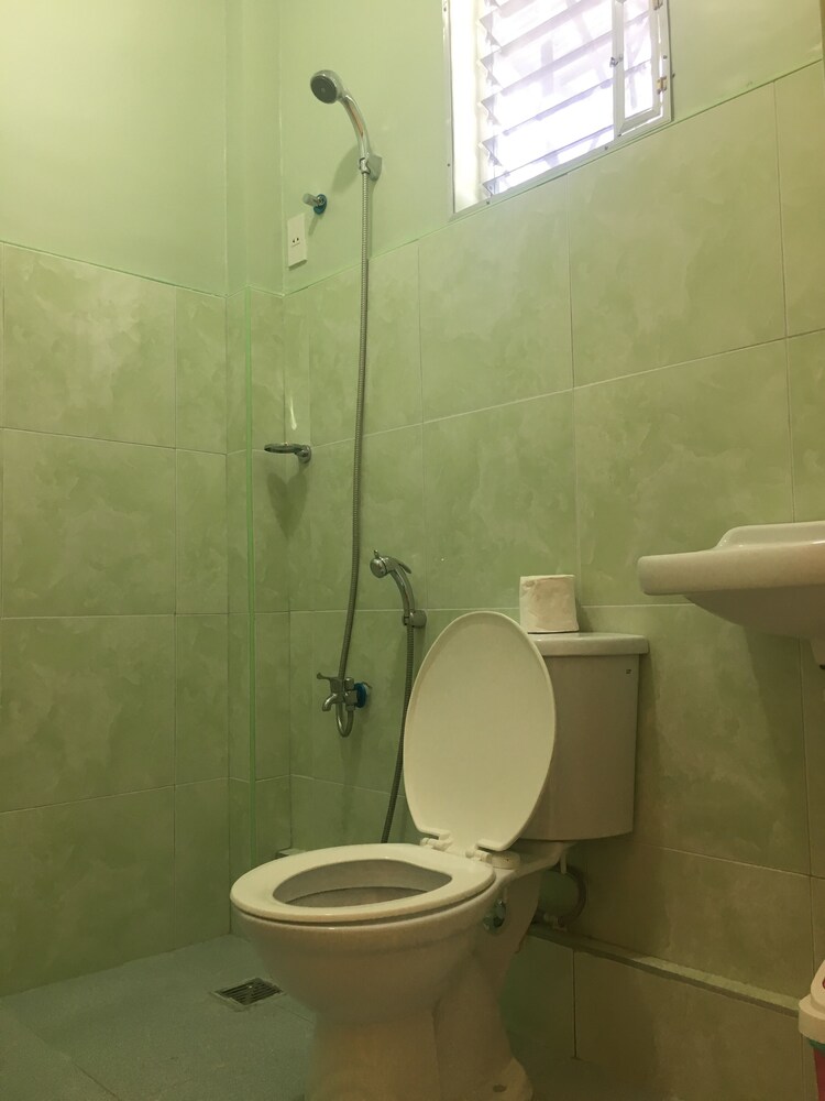 Susada's Inn 53/54