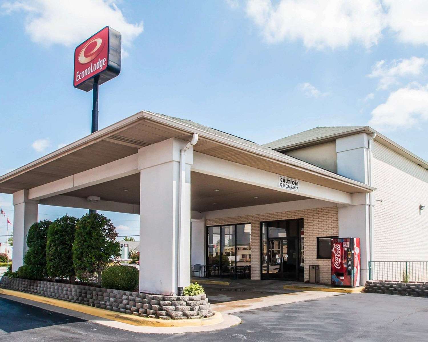Econo Lodge Springfield I-44 25/29
