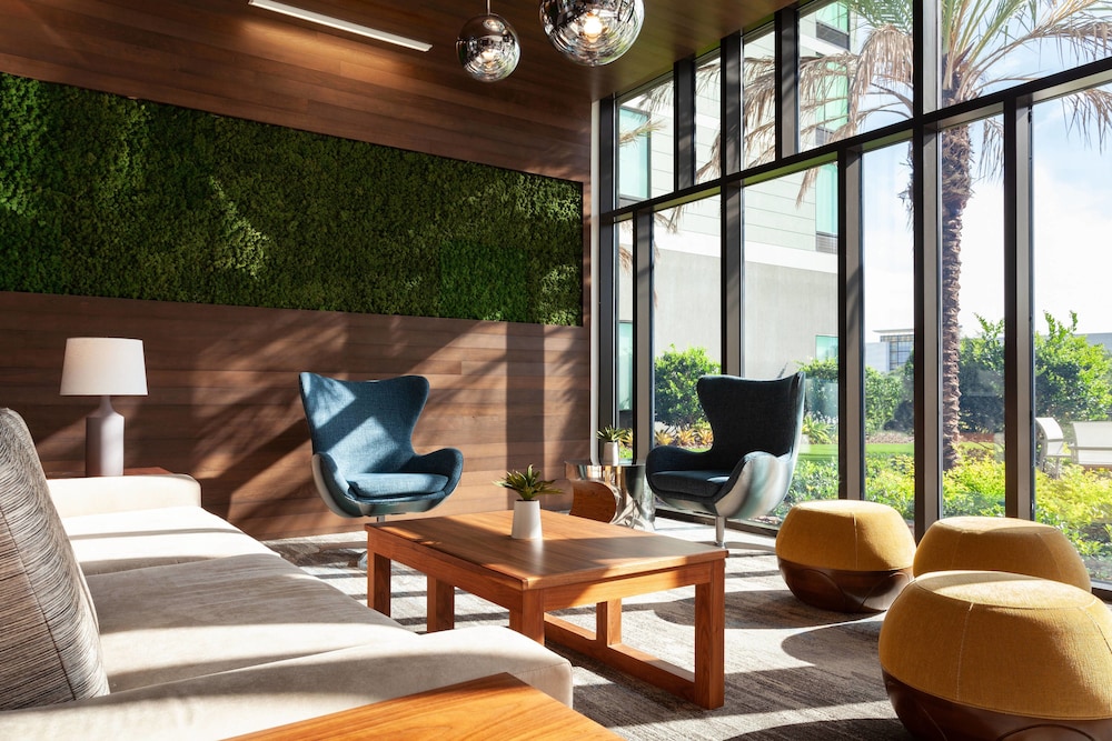 Springhill Suites Orlando At Millenia 22/40