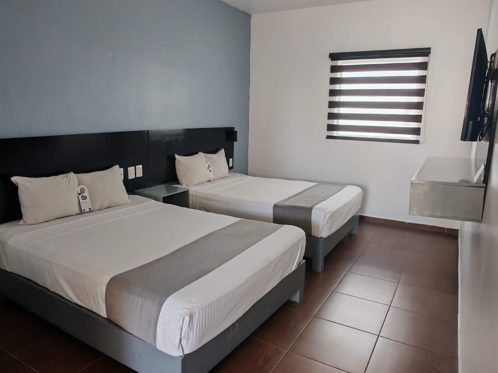 Alo Select Mazatlan 12/38