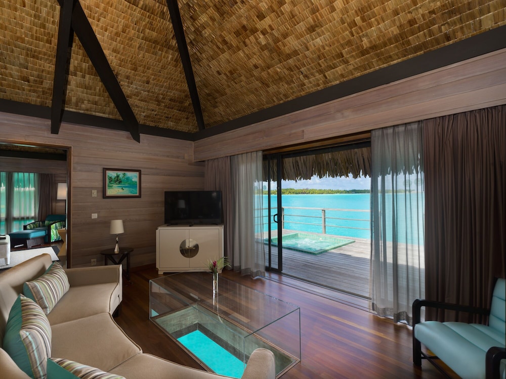 The St Regis Bora Bora Resort 57/84