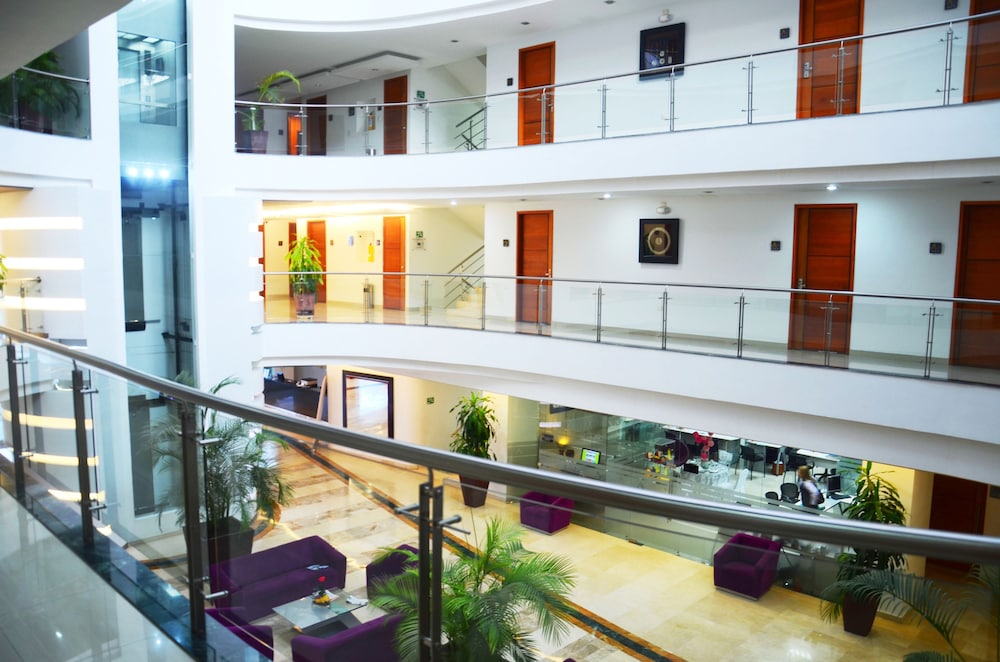 Hotel Atrium Plaza 1/65