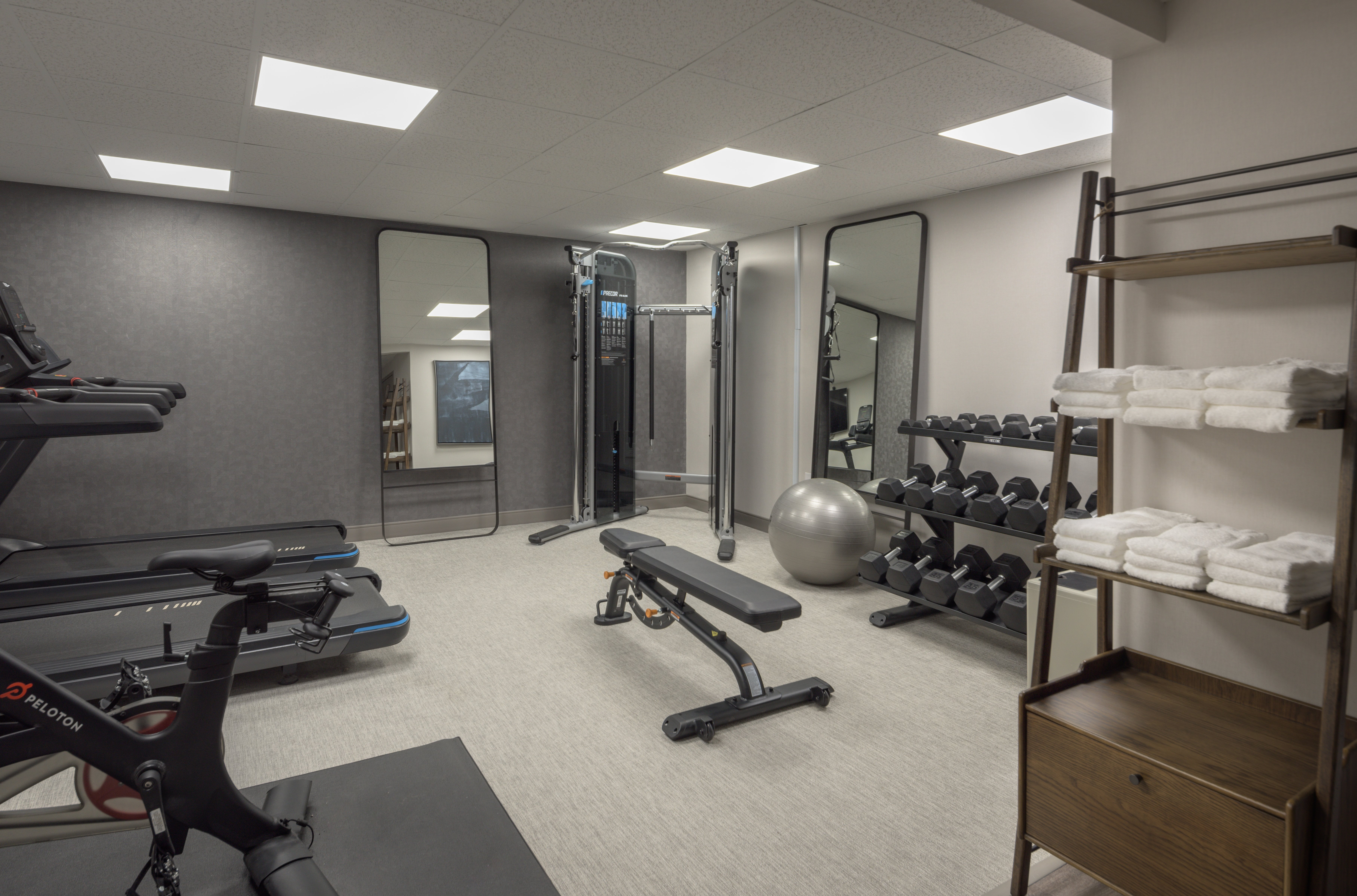 Holiday Inn Express South Burlington - Downtown 27/39