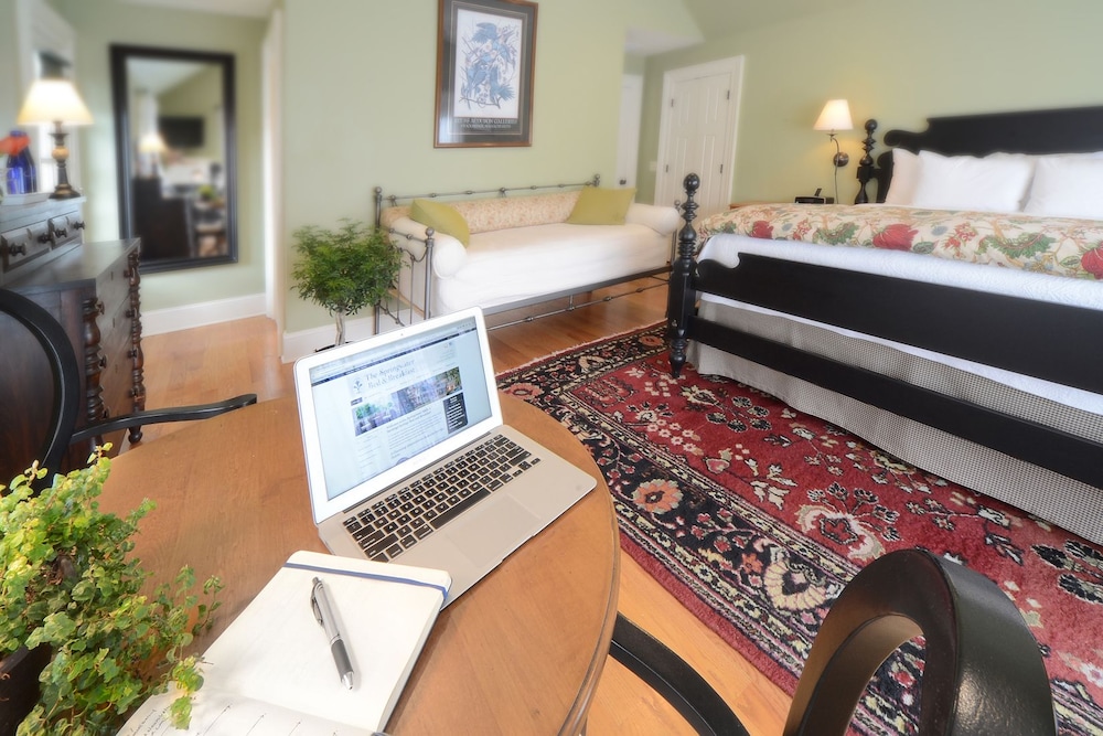 The Springwater Bed And Breakfast 40/50