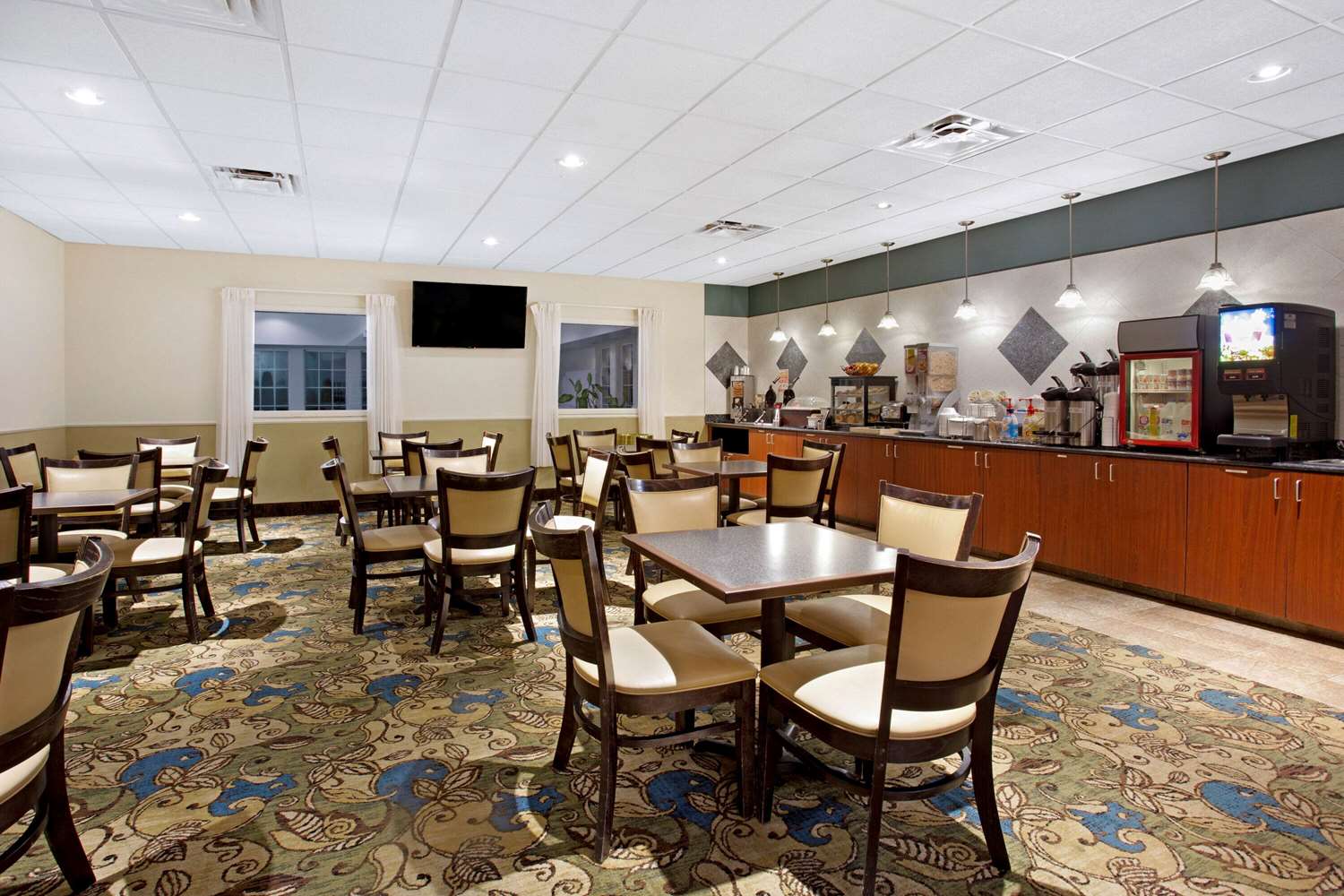 La Quinta Inn Suites By Wyndham Stonington Mystic Area 46/59