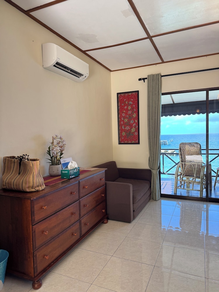 Minang Cove Resort & Spa 19/30