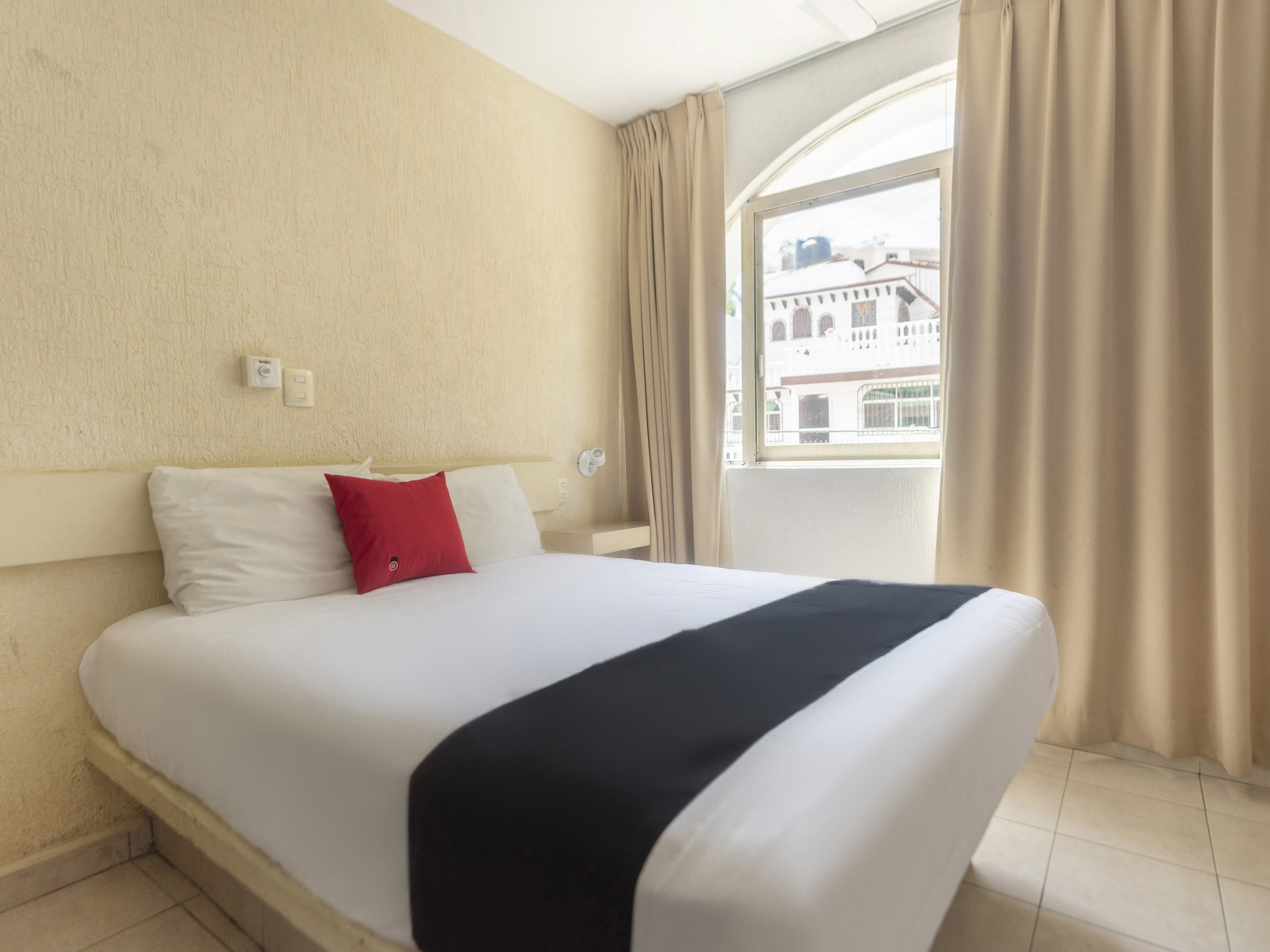 جناح جونيور، Capital O Hotel El Mejicano Acapulco 2/3